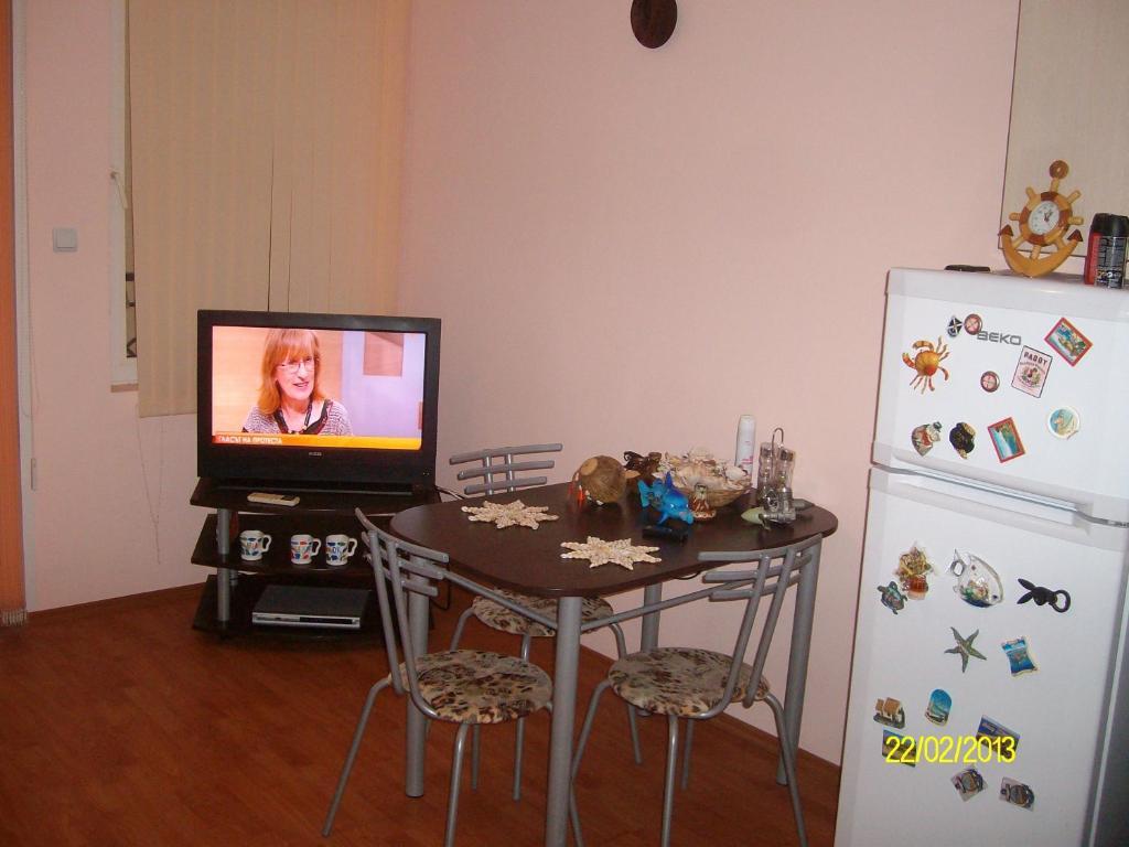 Nelly Guest House Ravda Ruang foto