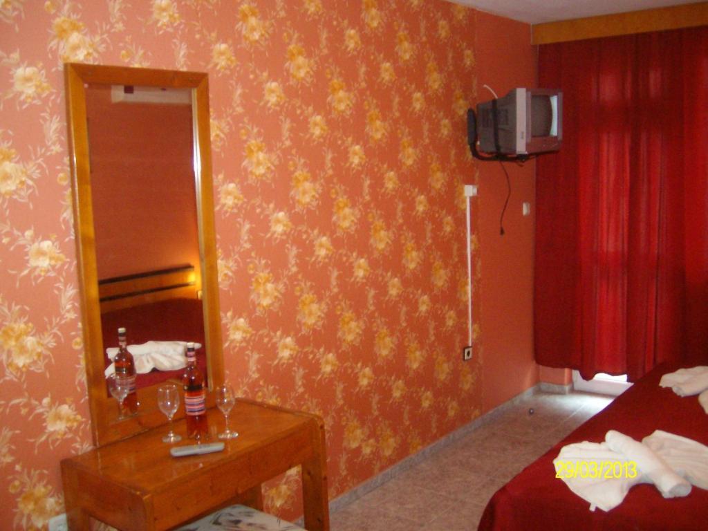 Nelly Guest House Ravda Ruang foto